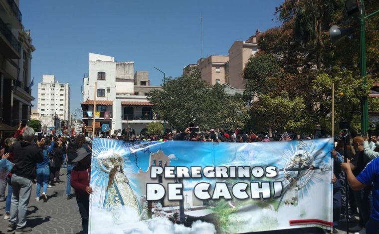 FOTO: Miles de fieles palpitan en Salta la Fiesta del Milagro.