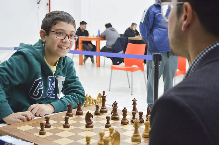 Faustino Oro, el niño argentino campeón en Ajedrez - Catamarca Radio y  Televisión