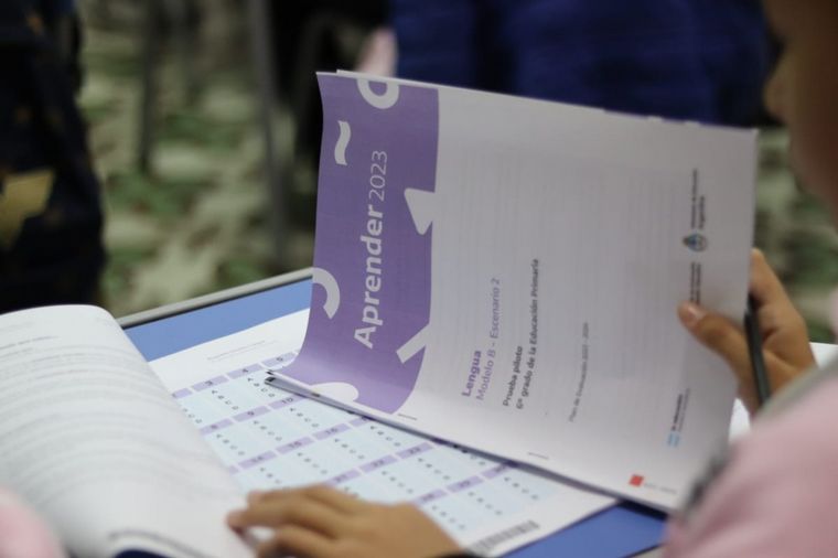 Unos 750 mil alumnos de primaria participaron de las Pruebas Aprender en el país.