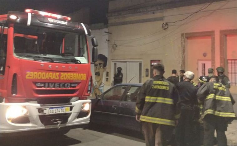 Un muerto tras un incendio en la zona sur: investigan circunstancias.