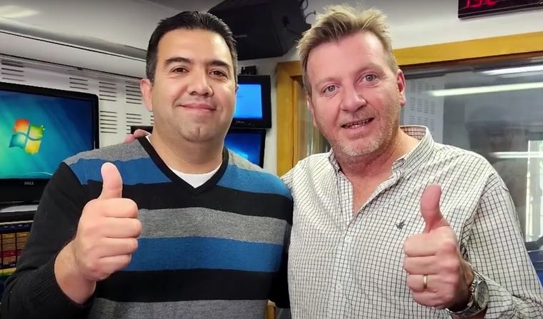 Martín Pachu Rosales, operador de radio en Cadena 3.