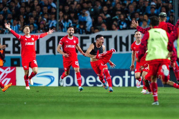 FOTO: Independiente ganó en 