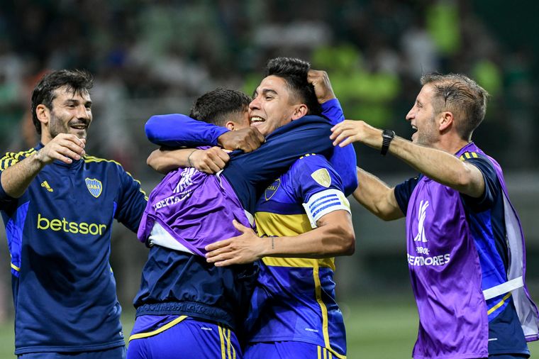 FOTO: Pol Fernández grita el gol de la clasificación.