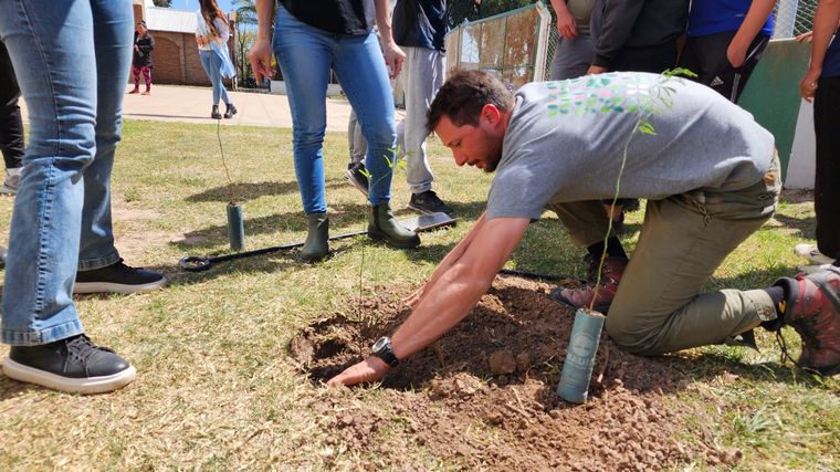 La Sole agradeció la donación de árboles de BAUM realizada por Cadena 3.
