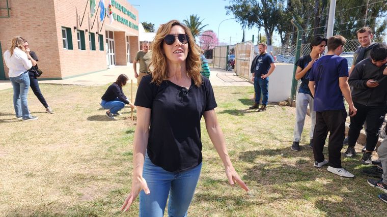 La Sole agradeció la donación de árboles de BAUM realizada por Cadena 3.