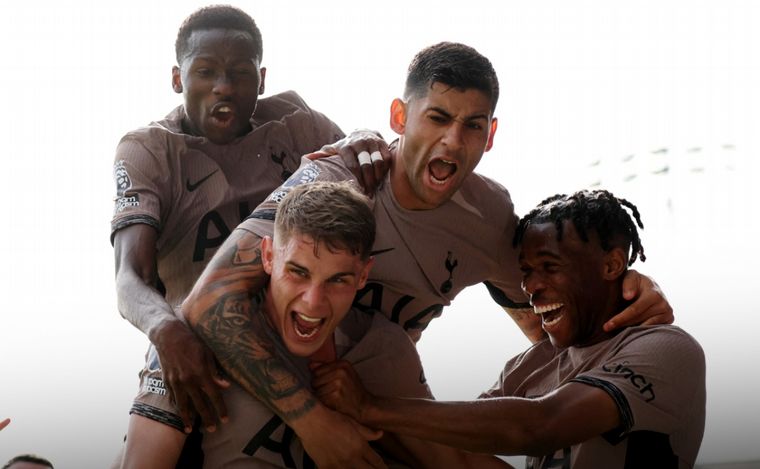 Tottenham vence a Luton Town y es único puntero (Foto: @DiarioOle).