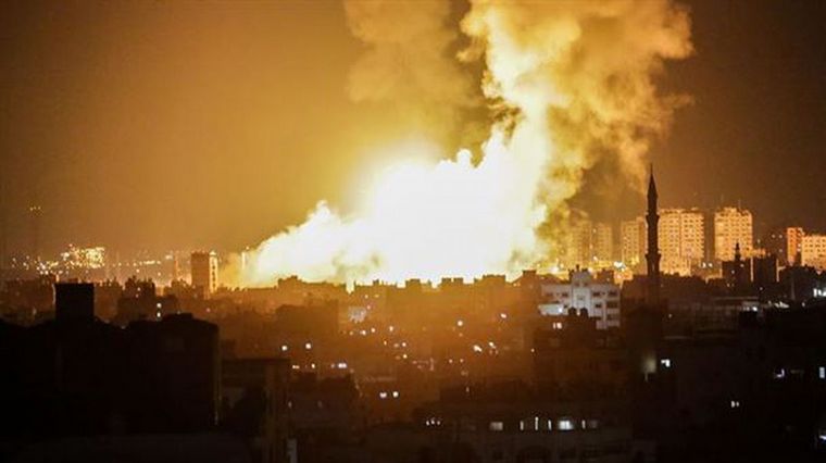 FOTO: Israel combate a Hamas, bombardea Gaza e intercambia disparos con Hezbollah