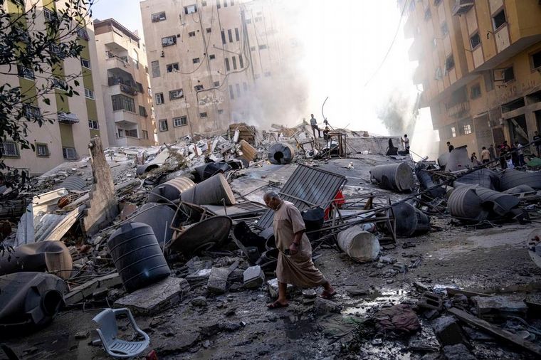 FOTO: Sube a 370 la cifra de palestinos muertos en Gaza por bombardeos de Israel