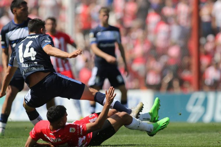 Instituto-Gimnasia, un partido luchado.