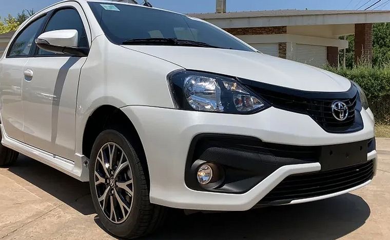 Toyota Etios, el auto más barato en Argentina.