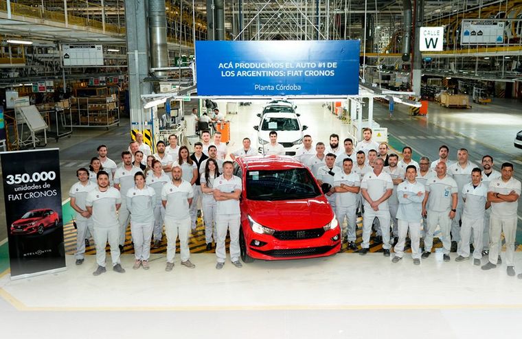 FOTO: Fiat Cronos, 350.000 unidades producidas en la Planta de Stellantis en Córdoba