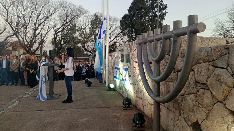 La manisfestación se realizó en la plaza Estado de Israel.