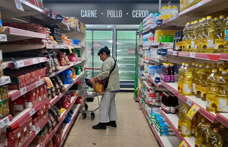 La inflación de septiembre fue de 12,7% y la interanual se ubica en 138,3%.