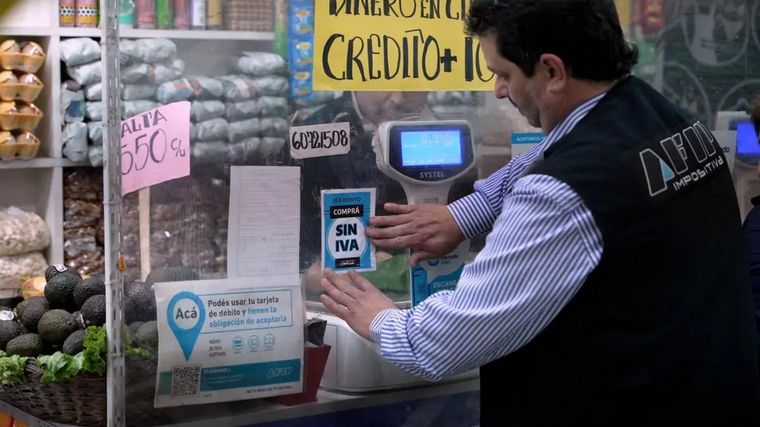 El programa Compre sin IVA ya rige en comercios y supermercados.