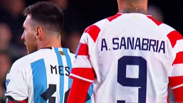 El momento protagonizado por Lionel Messi en el encuentro frente Paraguay