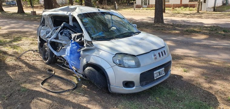 Así quedaron los autos, protagonistas del trágico choque de Villa Rumipal.