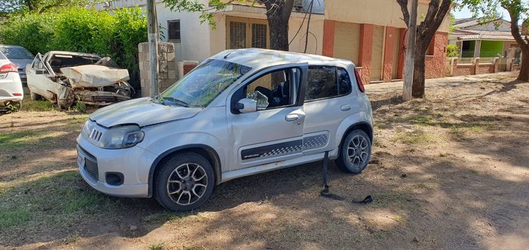 Así quedaron los autos, protagonistas del trágico choque de Villa Rumipal.