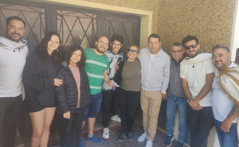 Natalia fue sorprendida con una serenata de Los Trajinantes y ganó varios premios.