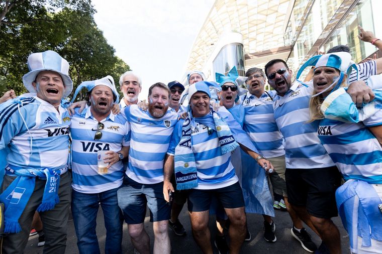 Los hinchas argentinos coparon Marsella.