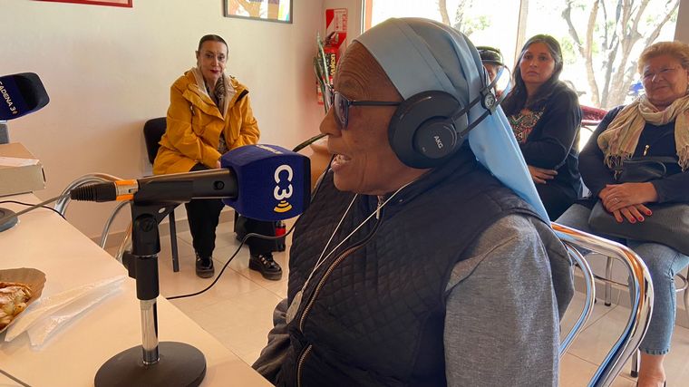 La labor solidaria de la hermana Theresa Varela