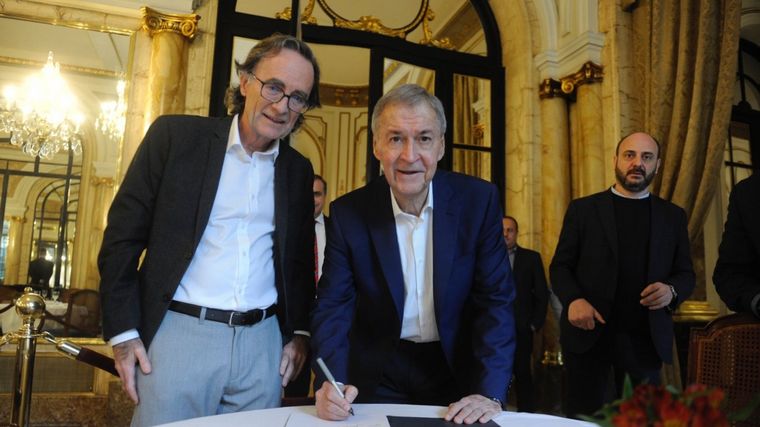 FOTO: Schiaretti, Bullrich y Milei firmaron un compromiso de transparencia fiscal