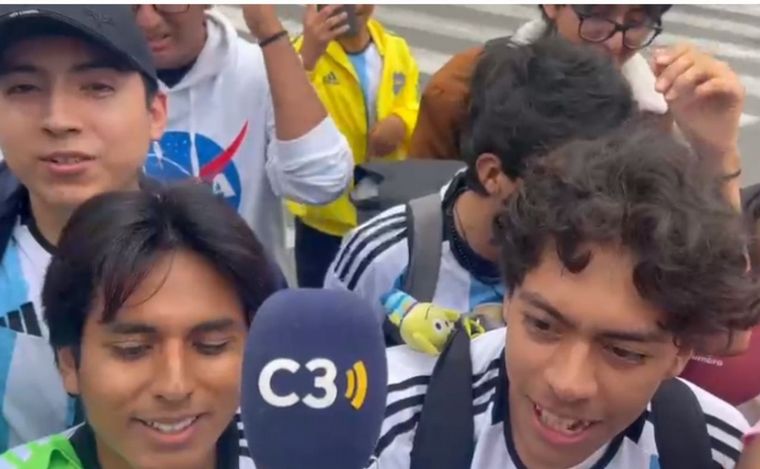 Locura total: hinchas peruanos de la 