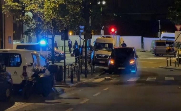 FOTO: Dos muertos en Bruselas por un ataque terrorista al grito de 