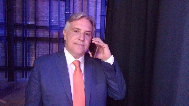 Llaryora, a Cadena 3: 