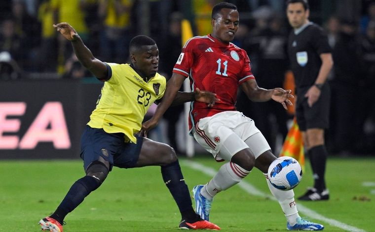 FOTO: Las selecciones de Ecuador y Colombia se enfrentaron en Quito