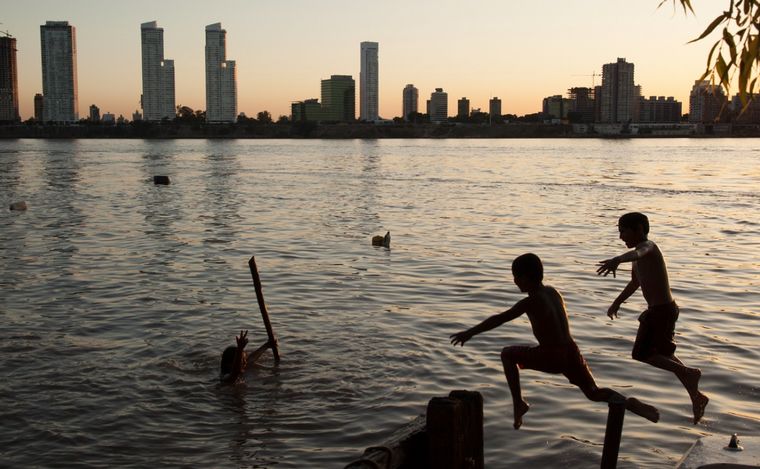 Nadar sus aguas (Foto: @valegalliso)