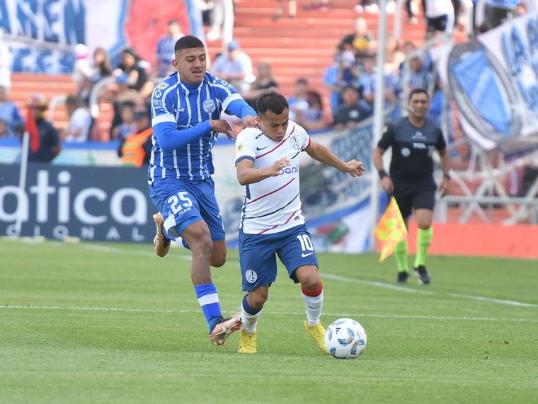 San Lorenzo visita a Godoy Cruz.