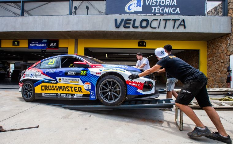 Los equipos comenzaron a moverse con el 'Shakedown', en Velocitta.