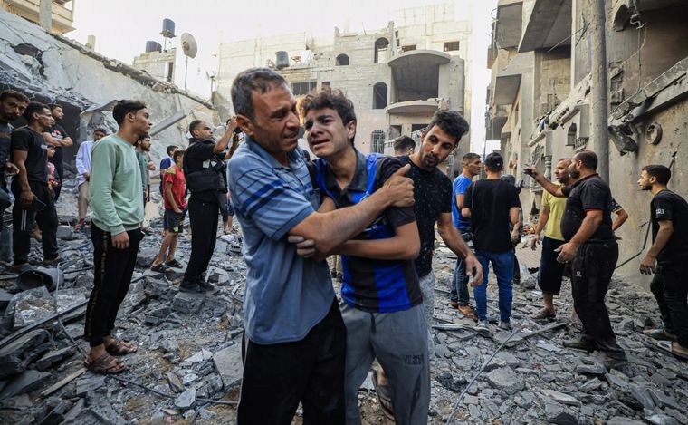 FOTO: Ataque de Israel a una iglesia de Palestina, que deja 18 muertos (Foto: AFP)