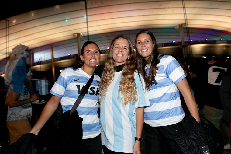 Los hinchas argentinos copan Paris para ver a Los Pumas. (Foto: Prensa UAR)