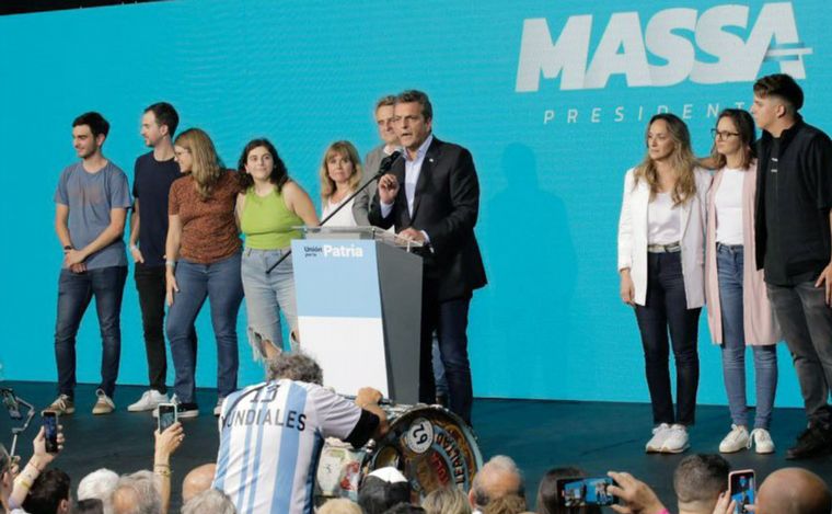 Massa durante su discurso de triunfo.