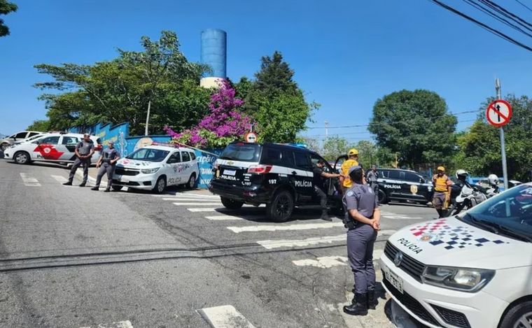 Tiroteo en una escuela de Brasil: una estudiante muerta (Foto: O Globo).