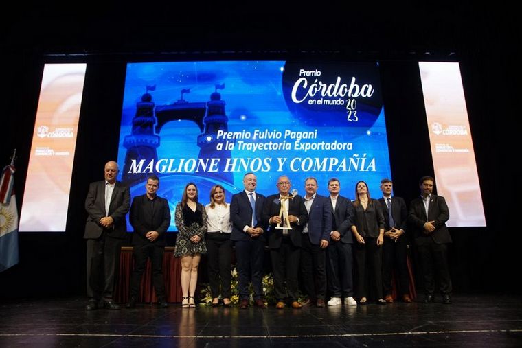 Premios Día de la Industria y Córdoba en el Mundo.