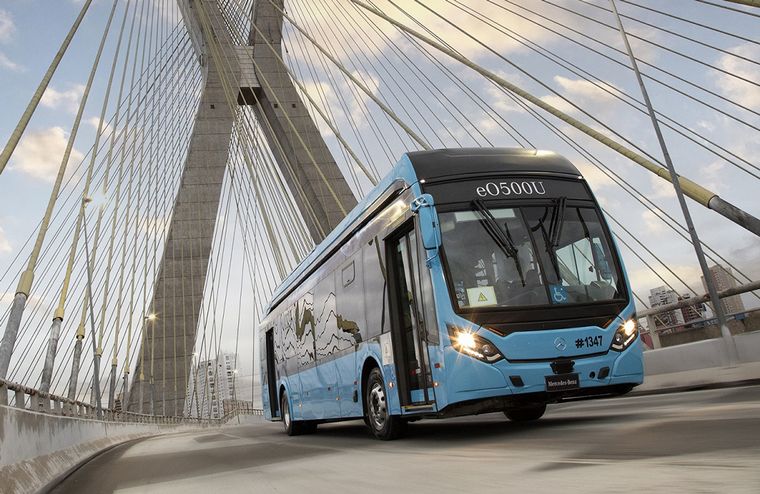 FOTO: Mercedes-Benz de Brasil anunció la entrega de los primeros 50 buses eléctricos