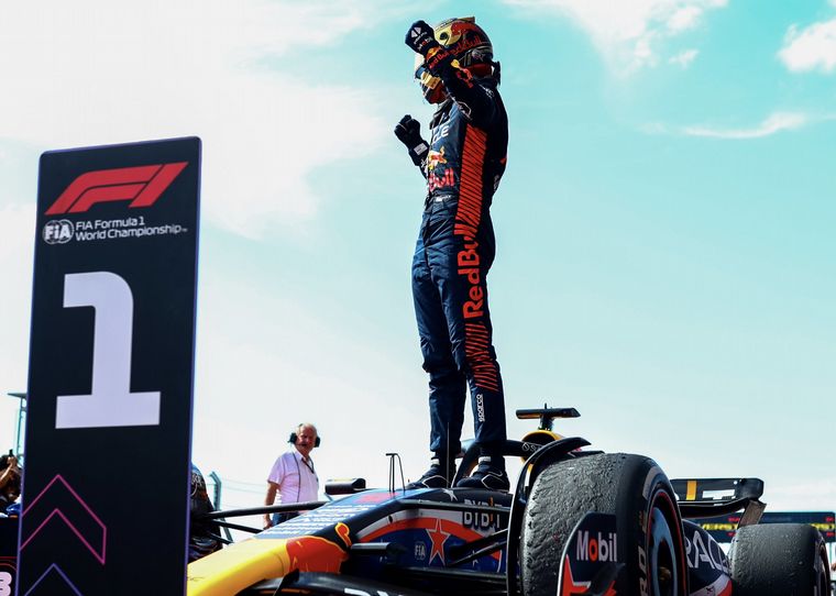 Max, ya ganó 50 veces, superó el récord de puntos en una año y va por más