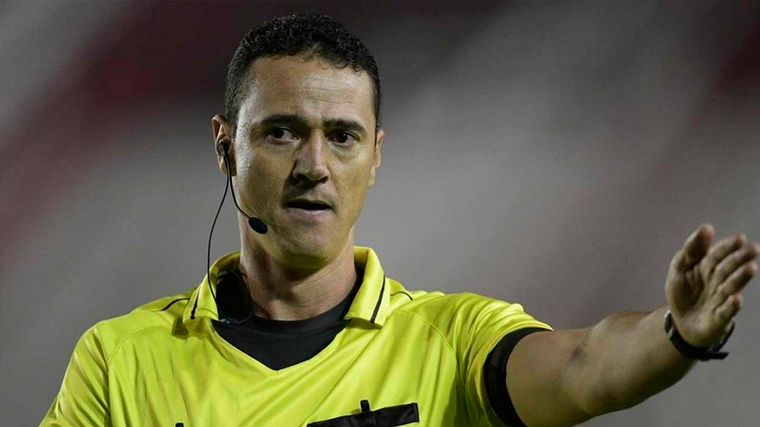 FOTO: Wilmar Roldán será el árbitro de Boca-Fluminense en la final de la Libertadores