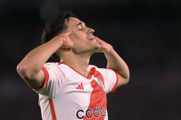 Pablo Solari selló el triunfo "millonario" ante su gente en el Monumental