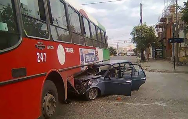 Choferes denuncian que la aseguradora no respondió (Foto: Archivo)