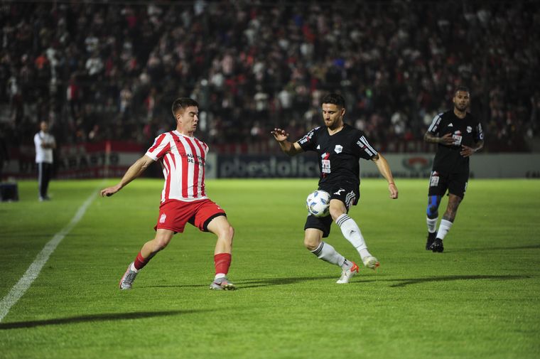 Riestra se metió en los cuartos del reducido por el ascenso.