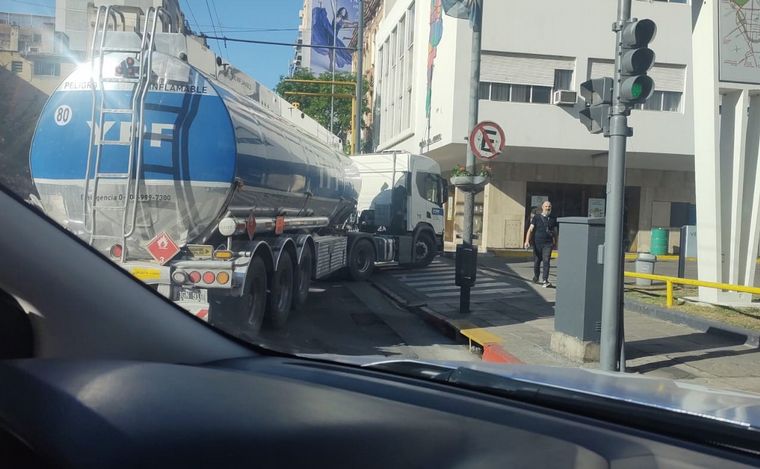 Filas en una estación de Córdoba. (Foto: Fernando Barrionuevo/Cadena 3)