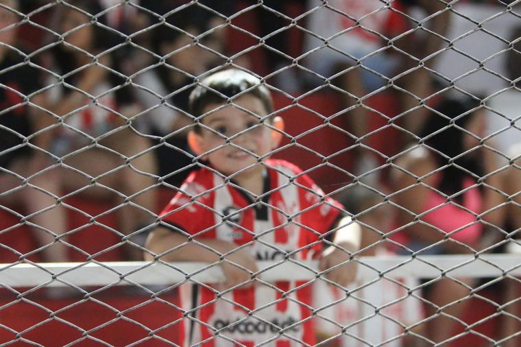 Te vi en la cancha: buscate en las tribunas del Monumental de Alta Córdoba.