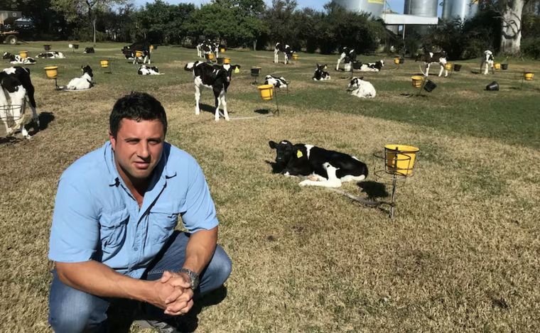 Laurentino López Candioti en el tambo "La Rosalía" (Foto: La Nación).