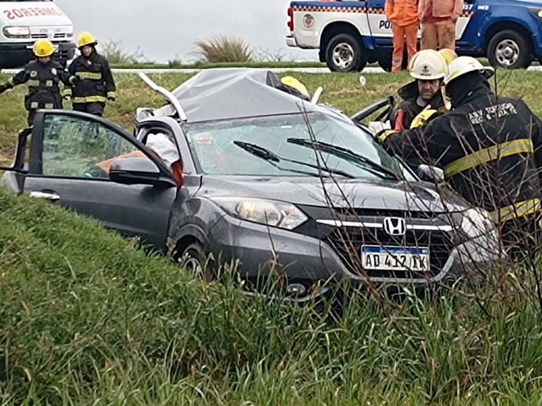 FOTO: Una mujer falleció en un accidente en la autopista Córdoba-Rosario