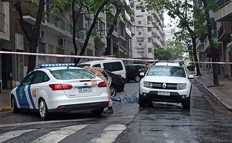 FOTO: Presunto intento de robo millonario terminó con un muerto en plena calle