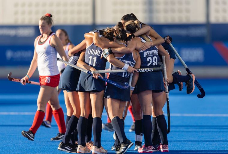 Las Leonas clasificaron a la final (Foto: @PrensaCOA)