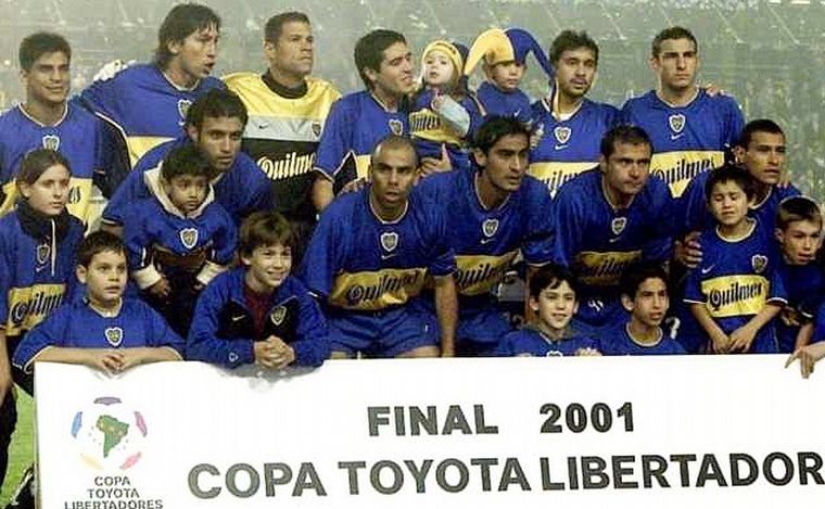FOTO: 2001, ante Cruz Azul (campeón)